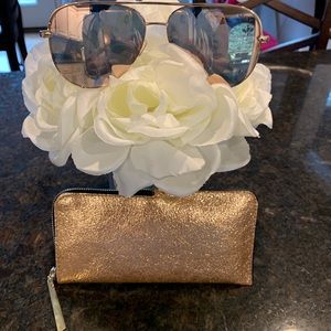 Quay High key rose gold sunglasses and case